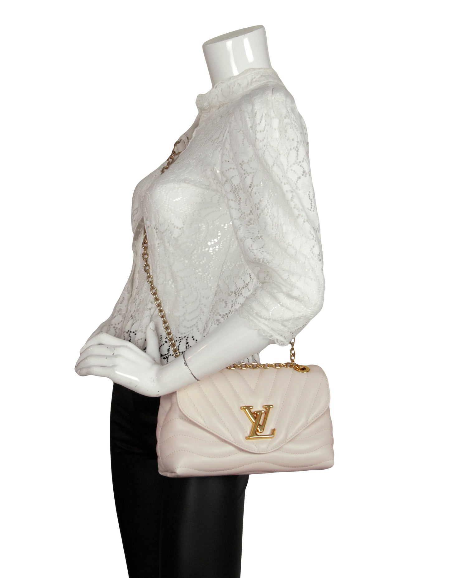 Louis Vuitton NEW Ivory Leather LV New Wave Chain Bag