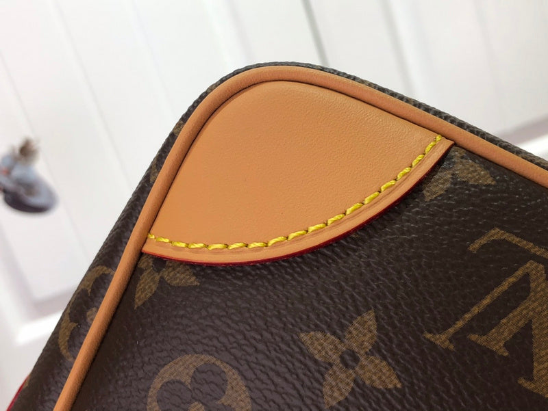 Fan Fashion Lu-Vi bags - 17356