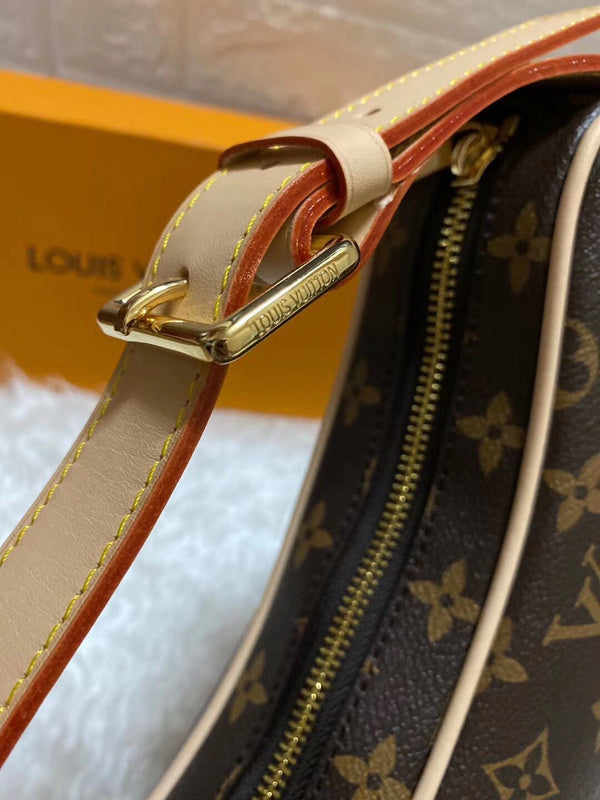 Fashion Lu-Vi bags - 3907