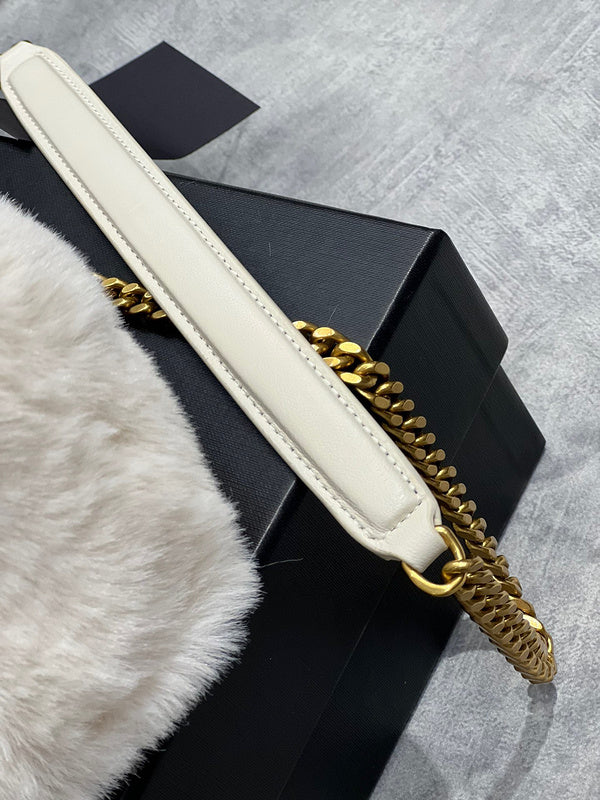 Amelia - YSL Bag - 4162