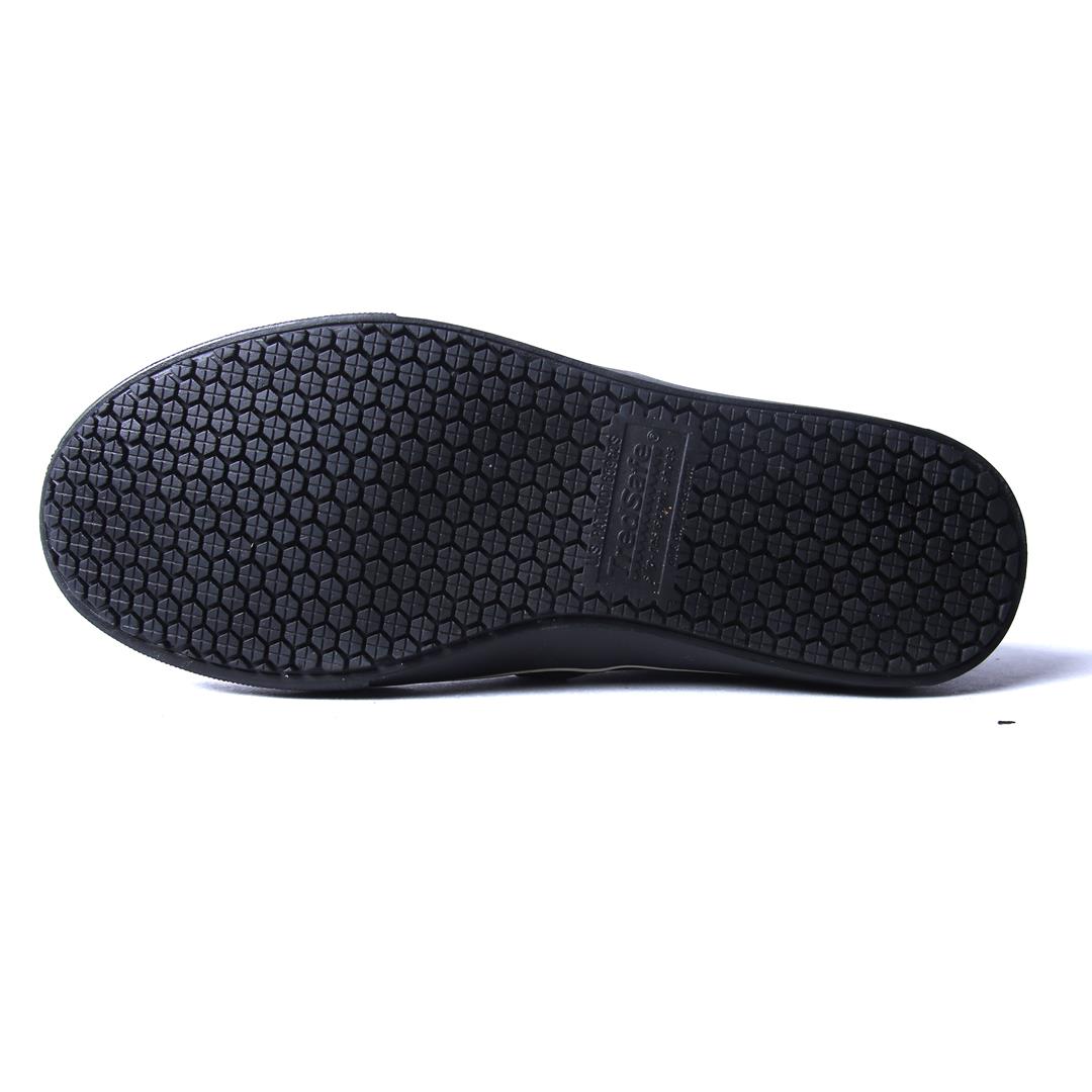 TRED SAFE SLIP RESISTANT