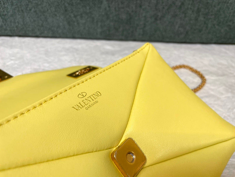 VAL LUXURY BAGS - FOR FASHION LOVERS  AFFORDABLE LUXURY BAGS- 953