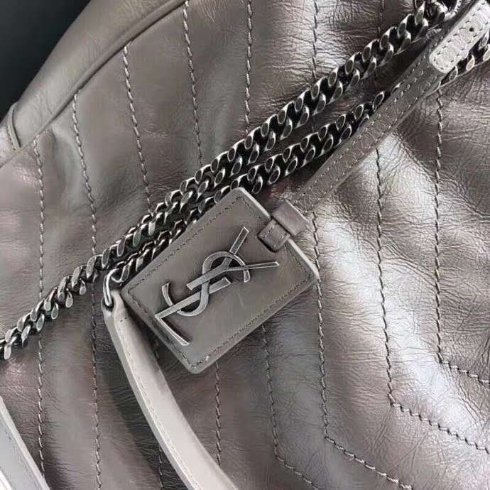 Amelia - YSL Bag - 2765