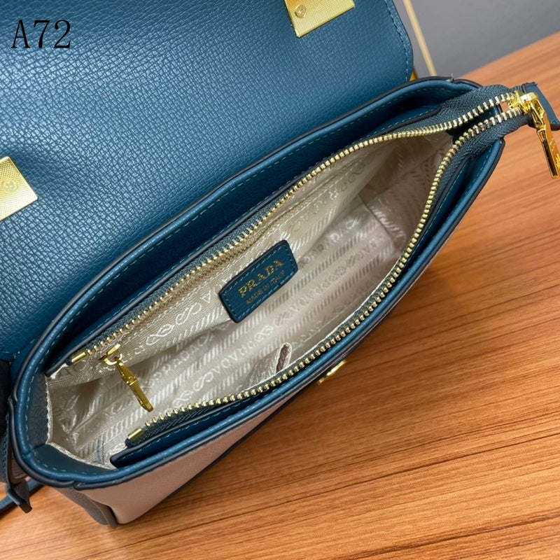 Barnes-Bags - Prada Bags - 927