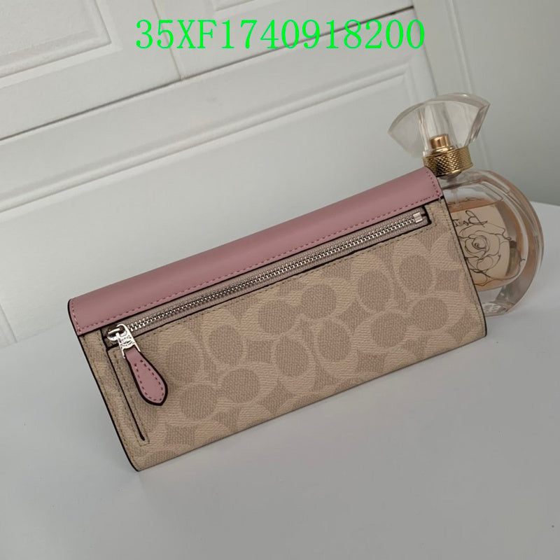 Amelia - CAH Wallet - 083