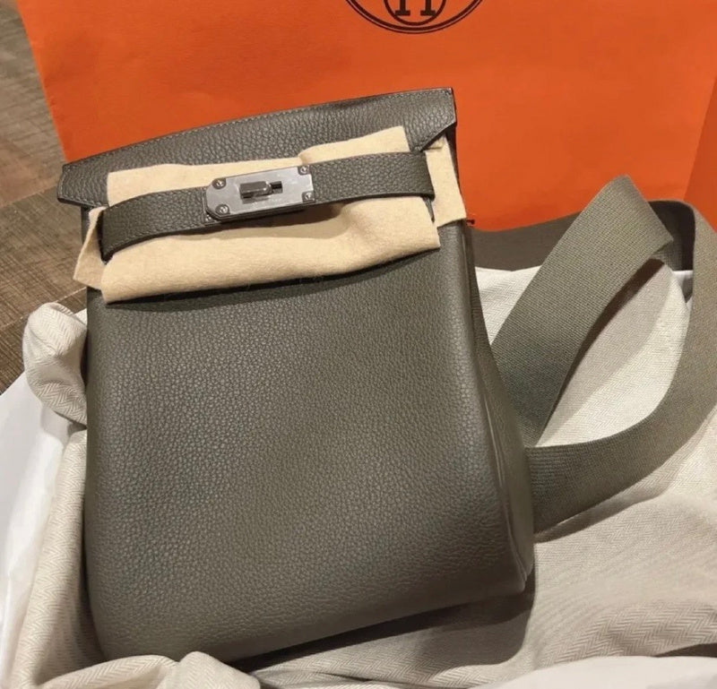 Amelia - HMS Bags - 1799