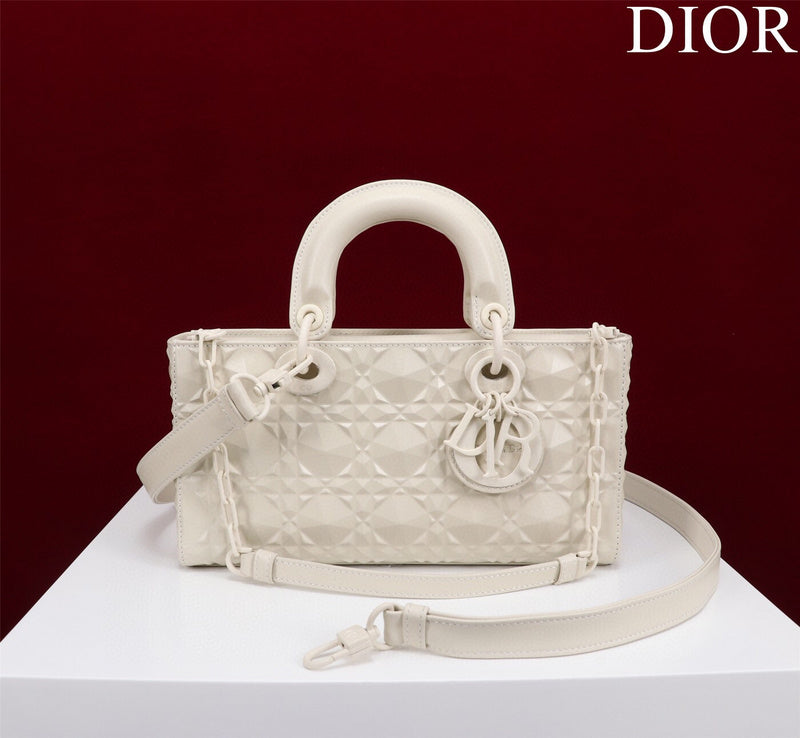 Amelia- DYOR DESIGNER BAGS - 1223