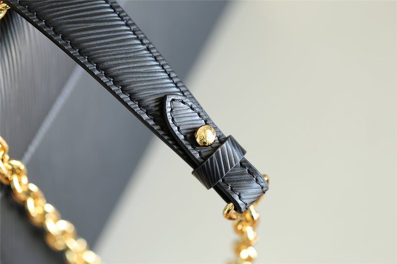Fan Fashion Lu-Vi bags - 8524