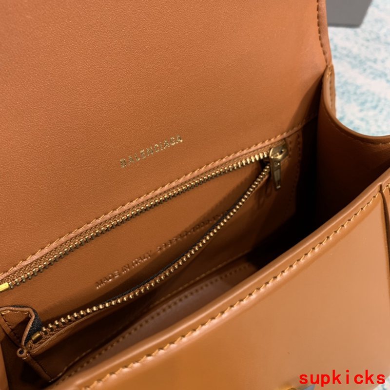Amelia- BG Hourglass Bags - 139