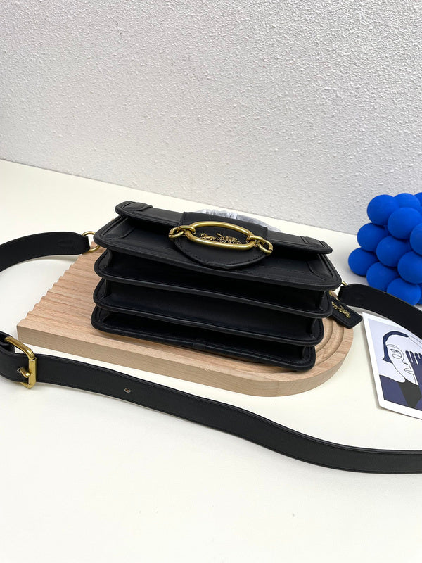Amelia- CAH Bags - 804