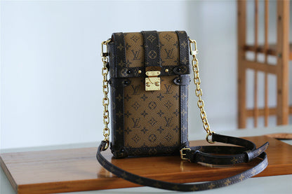 Fan Fashion Lu-Vi bags - 9087