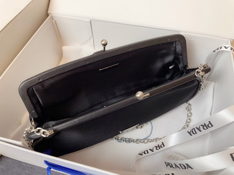 Barnes-Bags - Prada Bags - 910