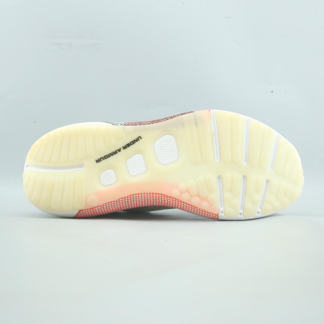 UNDER ARMOUR HOVR??PHANTOM 3