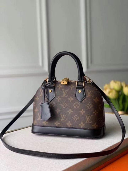 Fan Fashion Lu-Vi bags - 17623