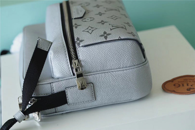 Fan Fashion Lu-Vi bags - 10196