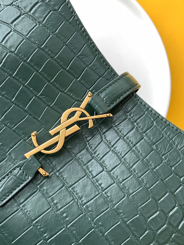 Amelia - YSL Bag - 4124