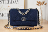 Amelia - CHL Bags - 2011