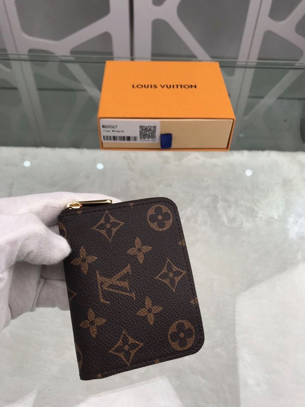 Fan Fashion Lu-Vi bags - 9105