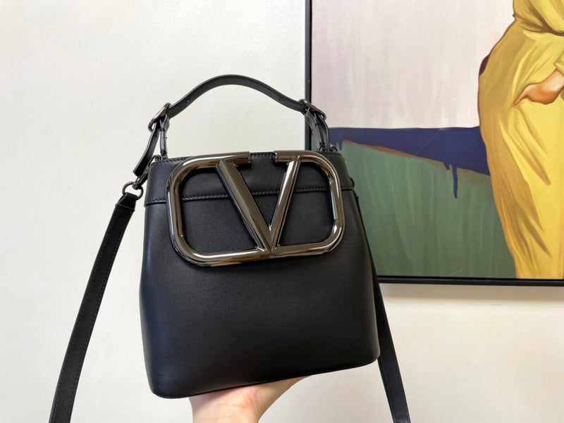 VAL LUXURY BAGS - FOR FASHION LOVERS  AFFORDABLE LUXURY BAGS- 1461
