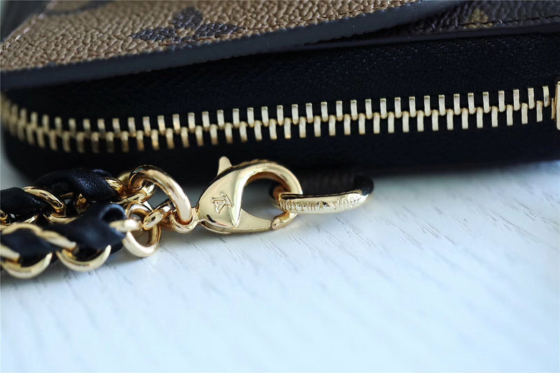 Fan Fashion Lu-Vi bags - 9300
