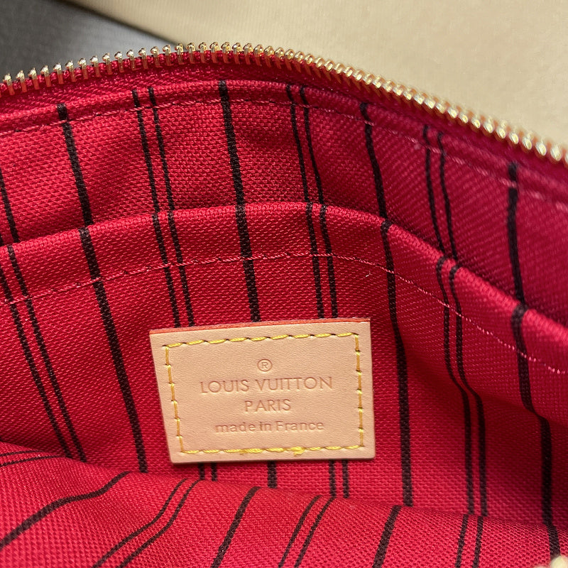 Fan Fashion Lu-Vi bags - 8109