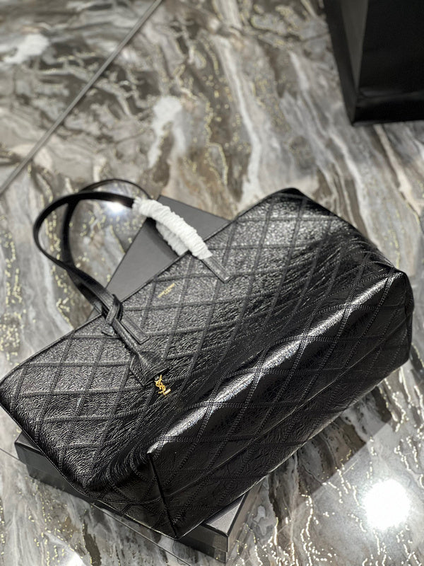 Amelia - YSL Bag - 3686