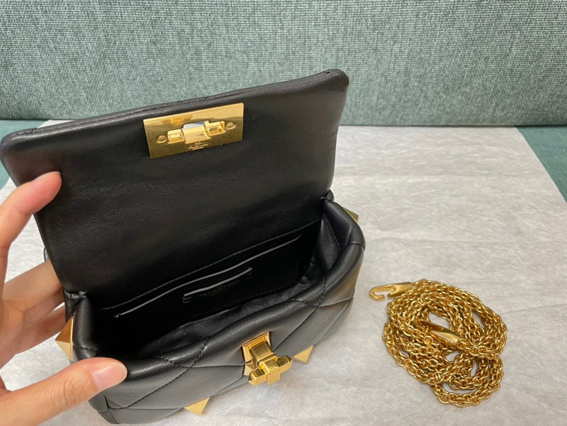 Amelia's Bag Gallery - VEL Bags - 564