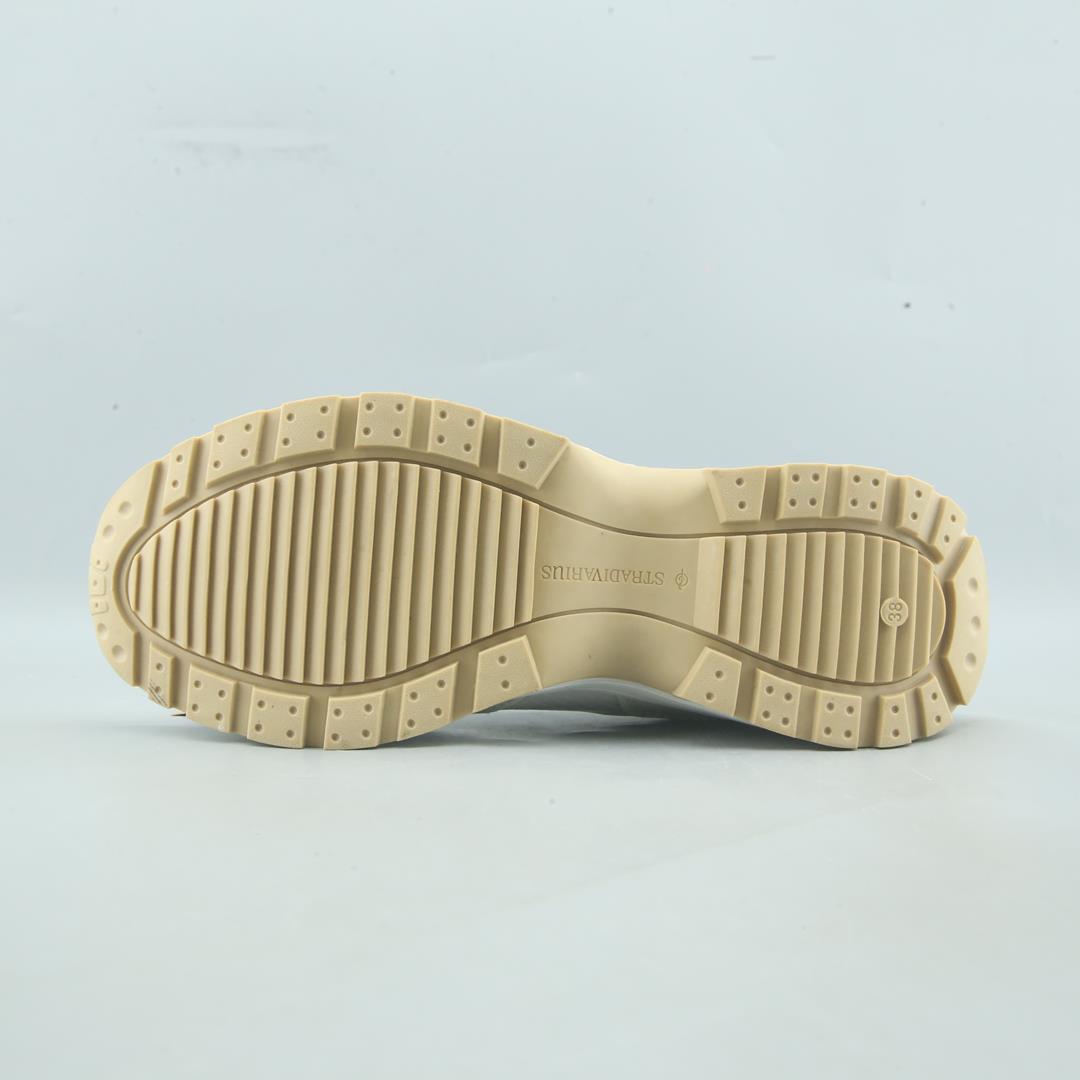 STRADIVARIUS .