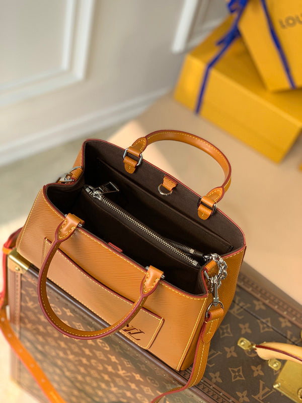 Fan Fashion Lu-Vi Bags - 16742