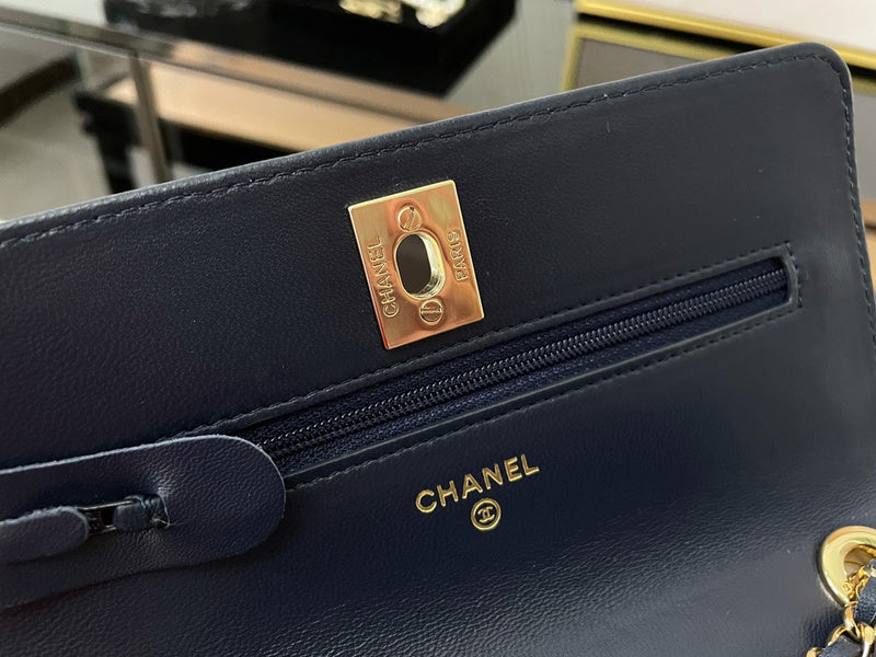 Wellow Bags - Chanel - Bags  - 389