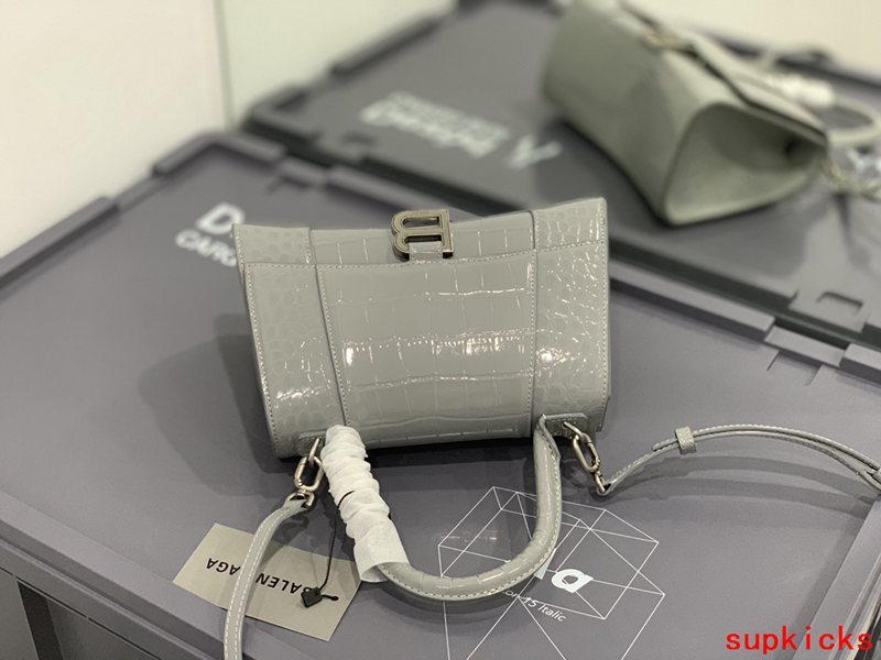 Amelia- BG Hourglass Bags - 147