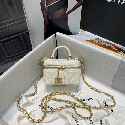 Wellow Bags - Chanel - Bags  - 344