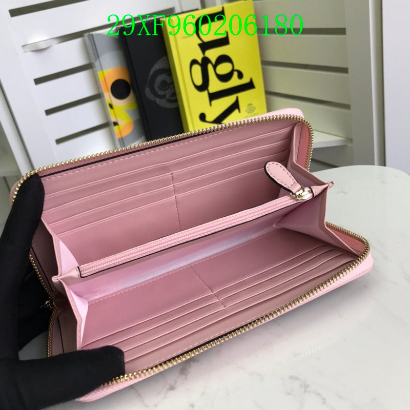 Amelia - CAH Wallet - 015