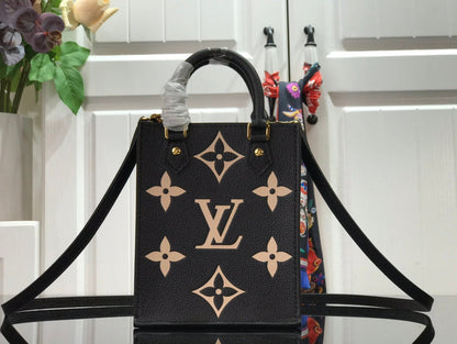 Fan Fashion Lu-Vi bags - 17616