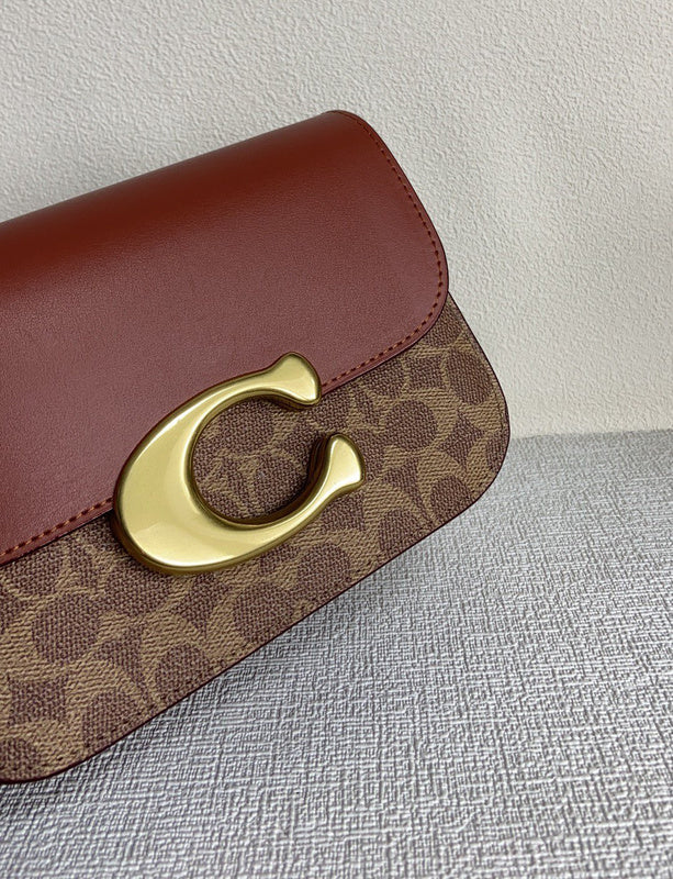 Amelia-i CAH Bags - 028