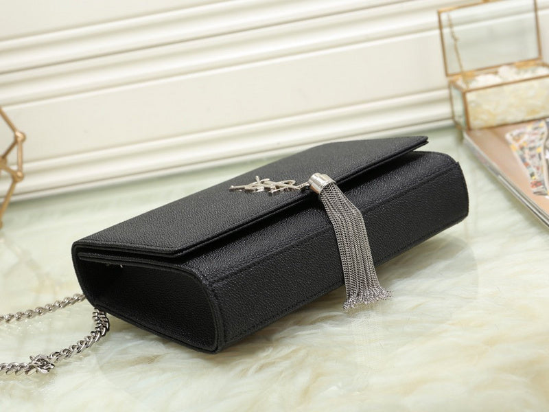 Amelia - YSL Bag - 3552