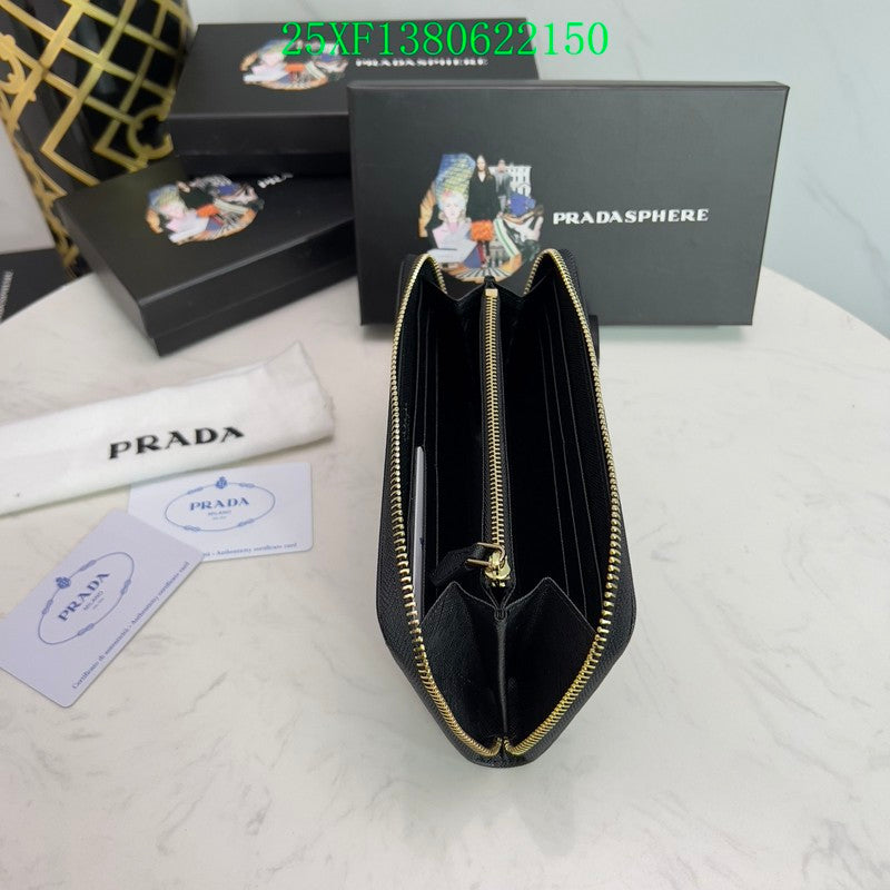 Amelia - PD Wallet - 179