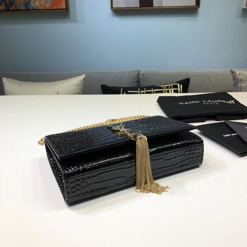 Amelia - YSL Bag - 2284