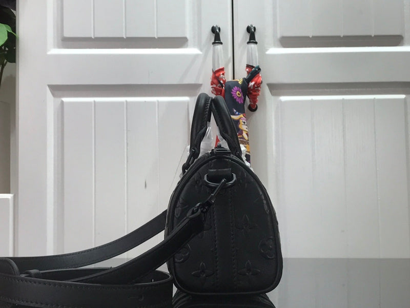 Fan Fashion Lu-Vi bags - 17418