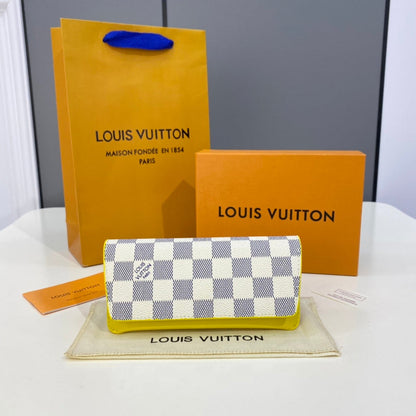 Amelia- LOV  Luxury  Wallets - 605