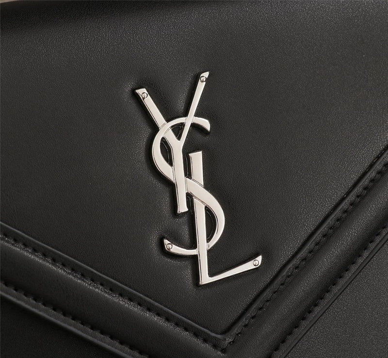 Amelia - YSL Bag - 2863
