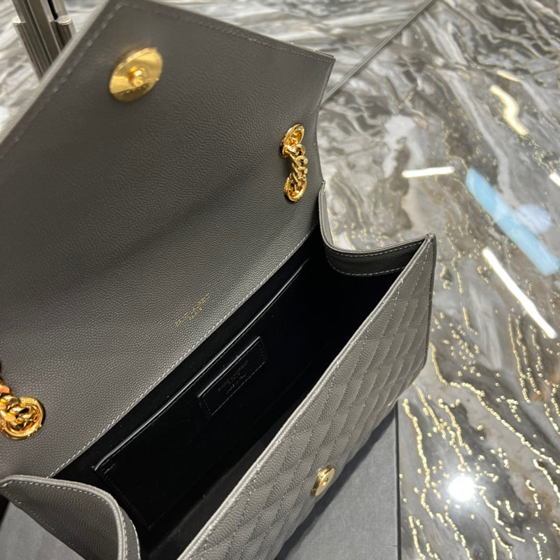 Amelia - YSL Bag - 1895