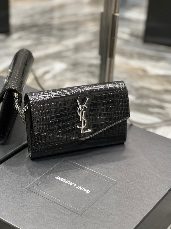 Amelia - YSL Bag - 1799