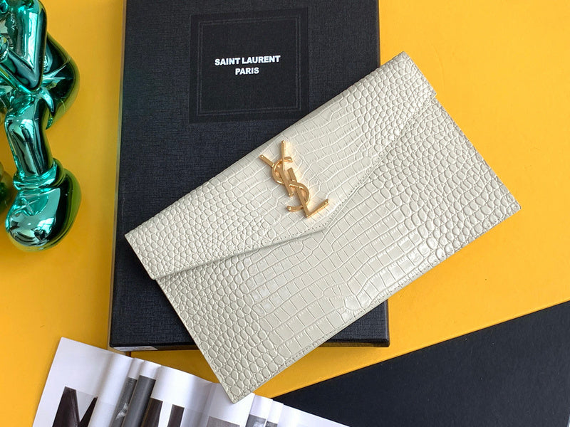 Amelia - YSL Bag - 3767