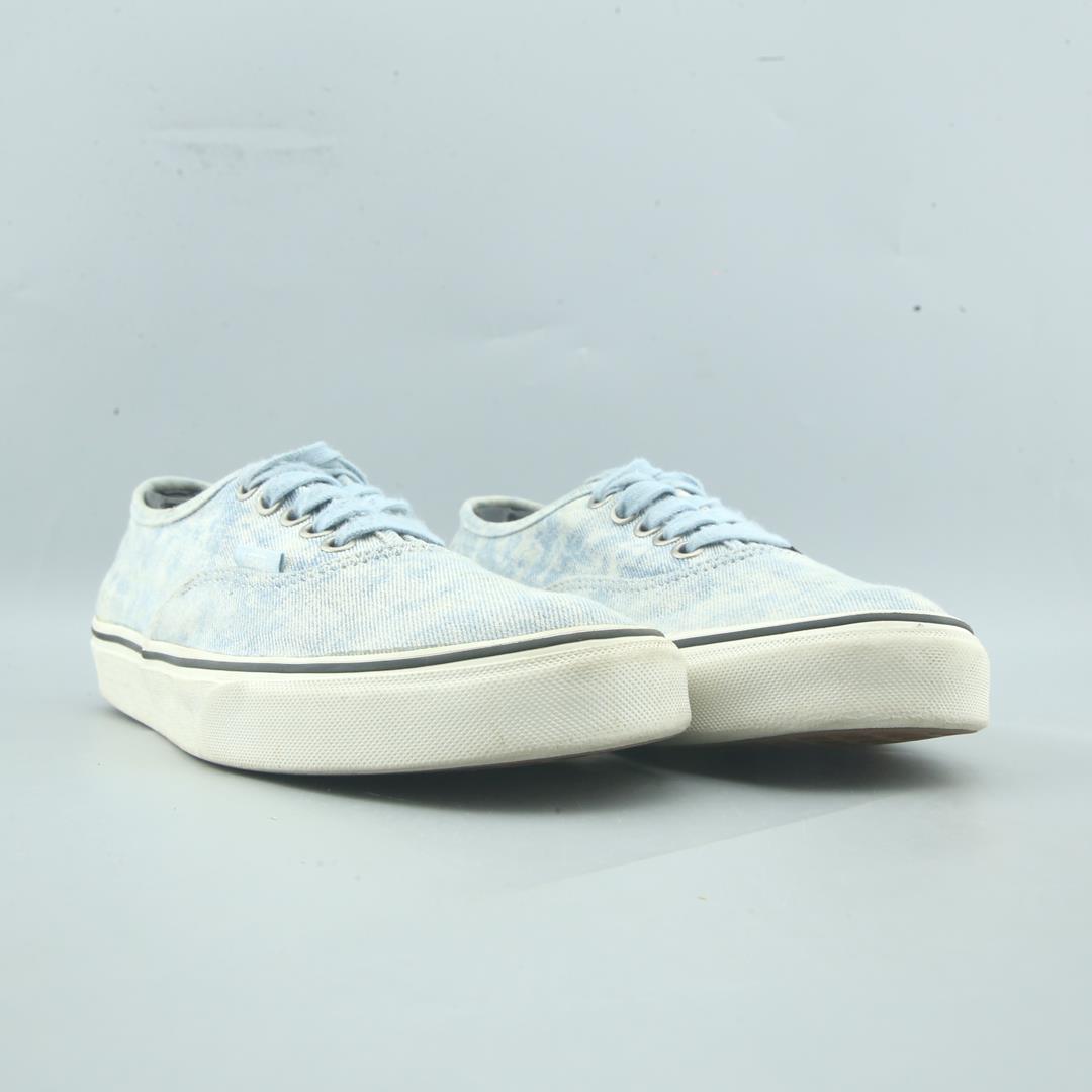 VANS AUTHENTIC