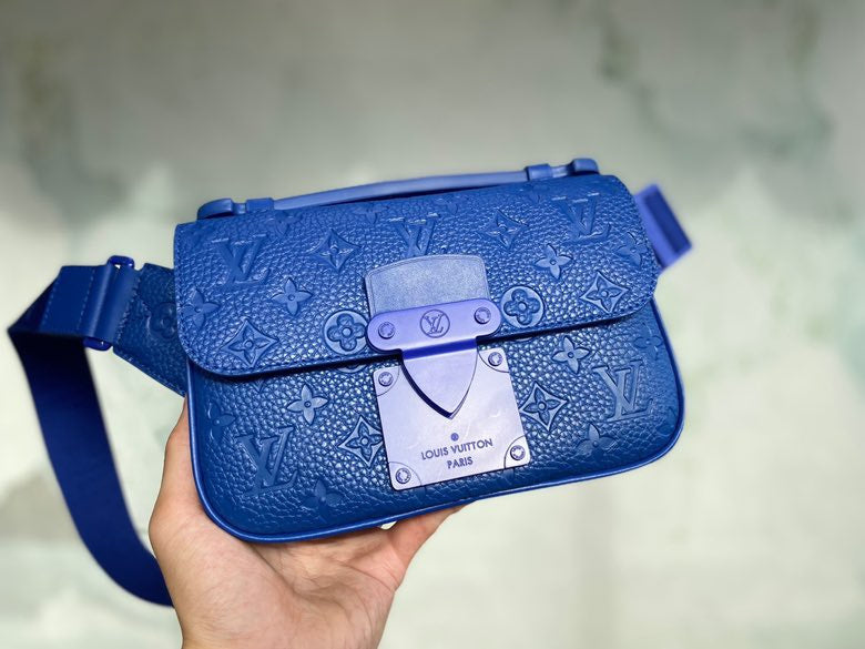Fan Fashion Lu-Vi bags - 17437