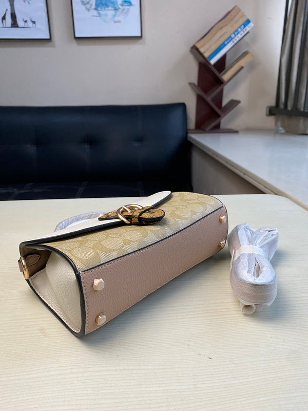 Amelia- CAH Bags - 712