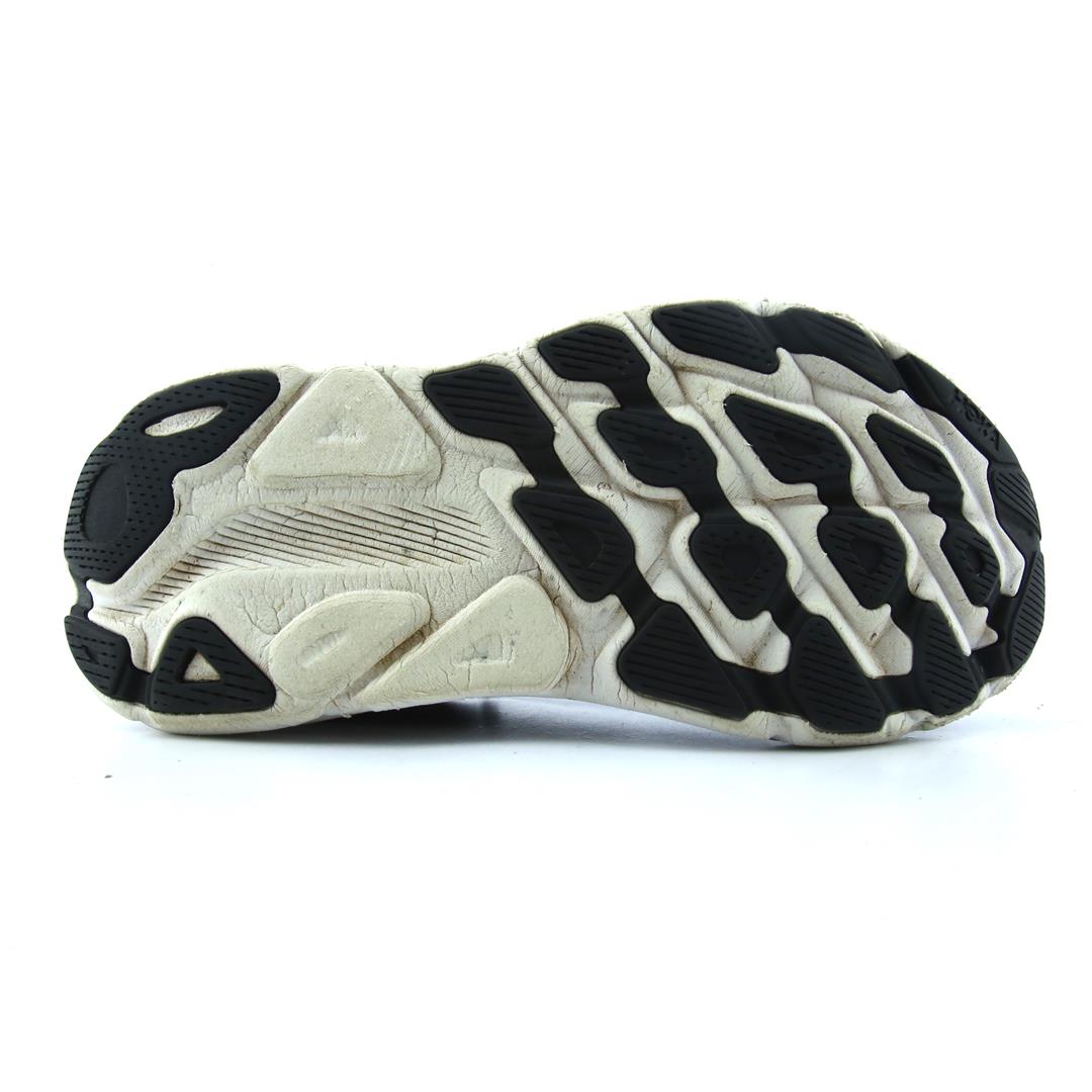 HOKA ONE ONE CLIFTON 9