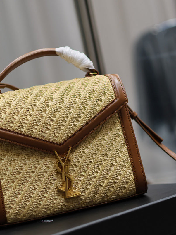 Amelia - YSL Bag - 1832