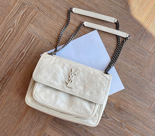 Amelia - YSL Bag - 3731